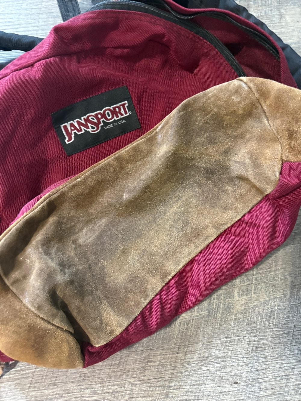 Vintage Jansport Burgundy Backpack with Brown Suede Trim and Patterned Accent - Picture 3 of 5